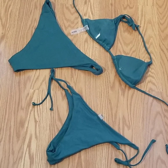 Shein bikini lg 2‎ bottoms 1 top - Picture 5 of 9